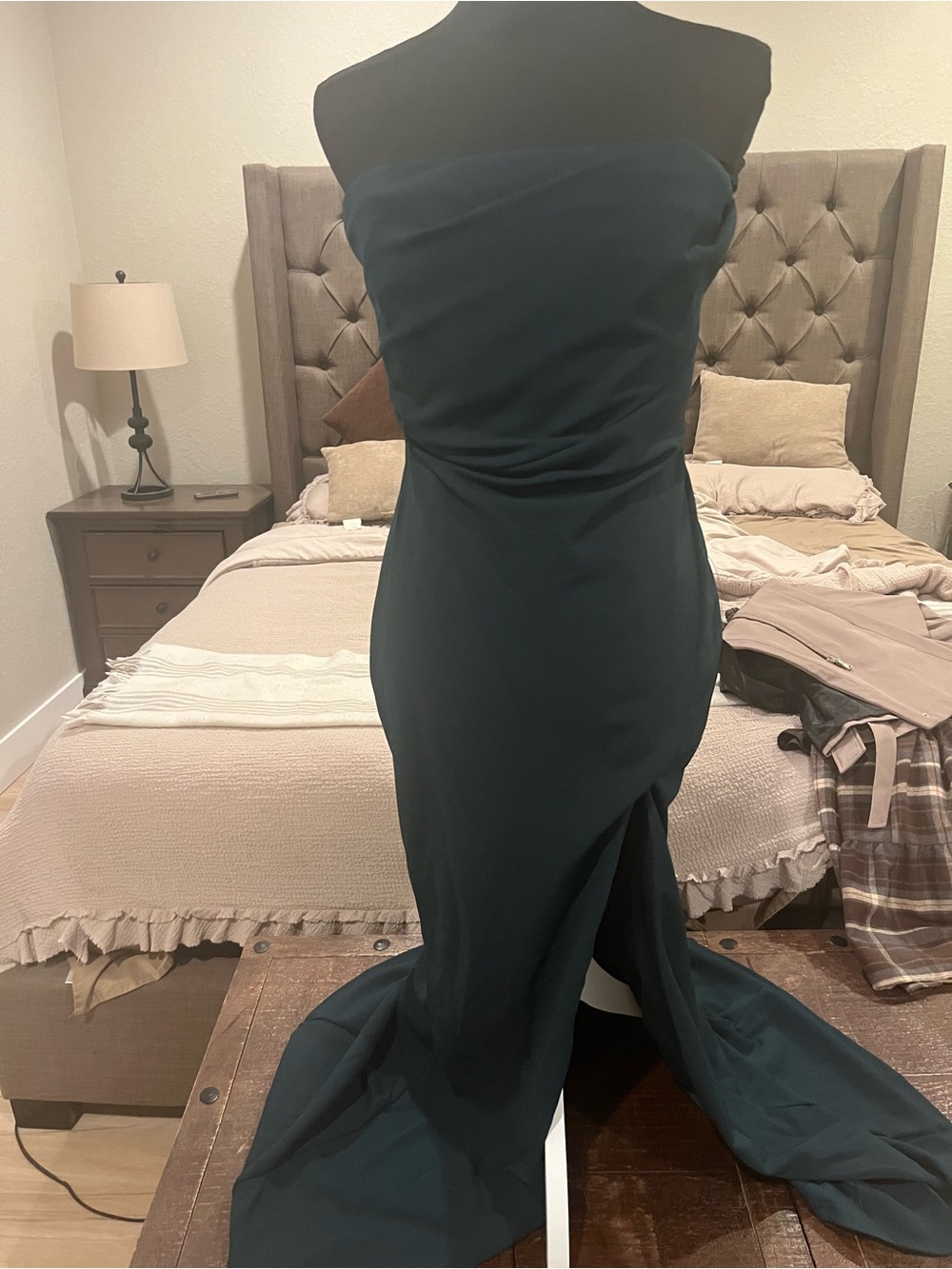 Lulu's Strapless emerald green Mermaid Prom Gown